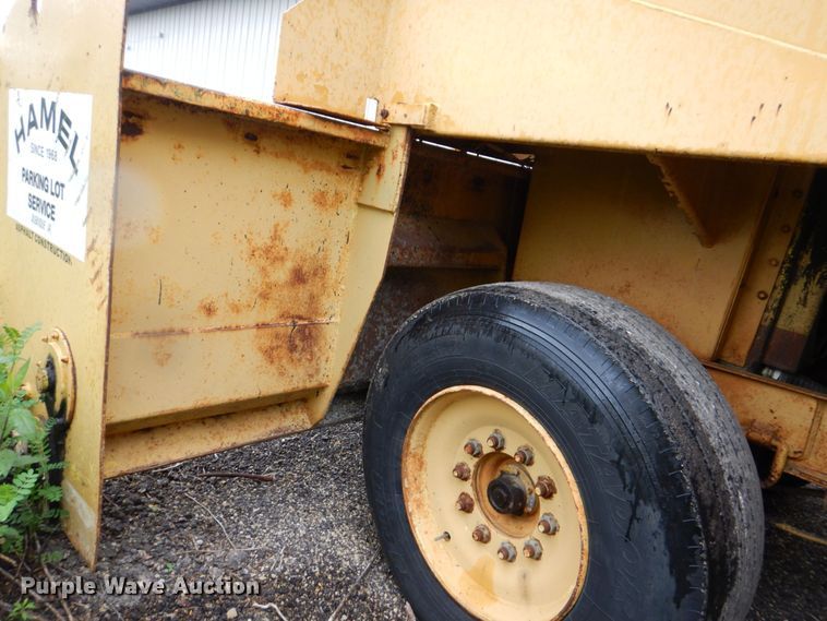 image for item MF9102 1982 Etnyre ETN-82  chip spreader