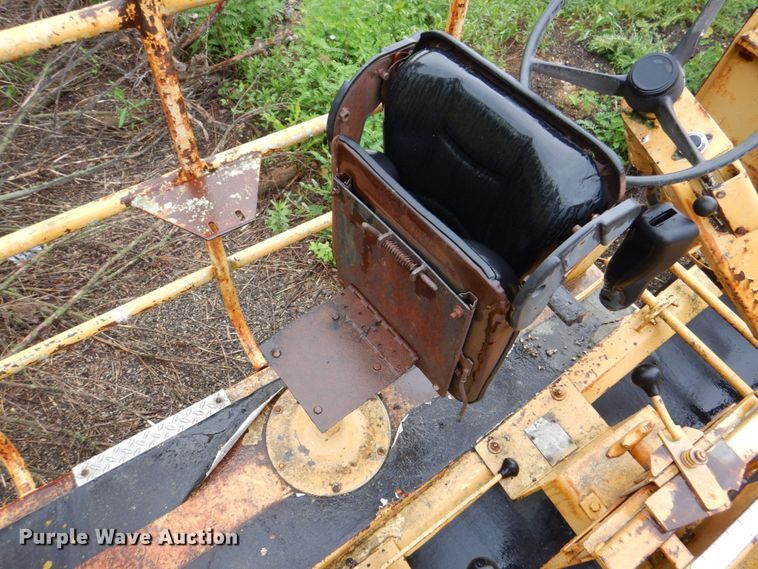 image for item MF9102 1982 Etnyre ETN-82  chip spreader