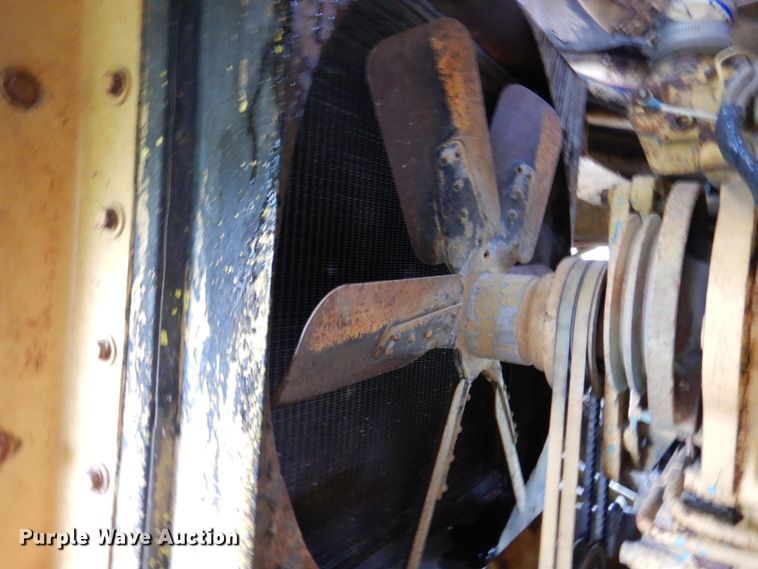 image for item MF9102 1982 Etnyre ETN-82  chip spreader