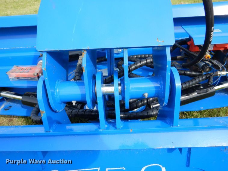 image for item MF9112 2021 TopCat SSSG72  skid steer grader