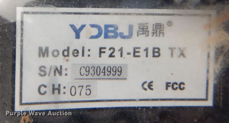 image for item MF9112 2021 TopCat SSSG72  skid steer grader