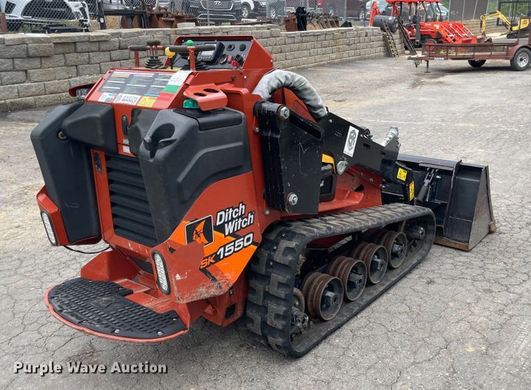 image for item MJ9785 2018 Ditch Witch SK1550  compact utility loader