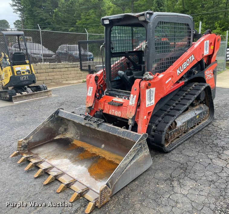 image for item MJ9787 2019 Kubota SVL75-2  tracked skid steer loader