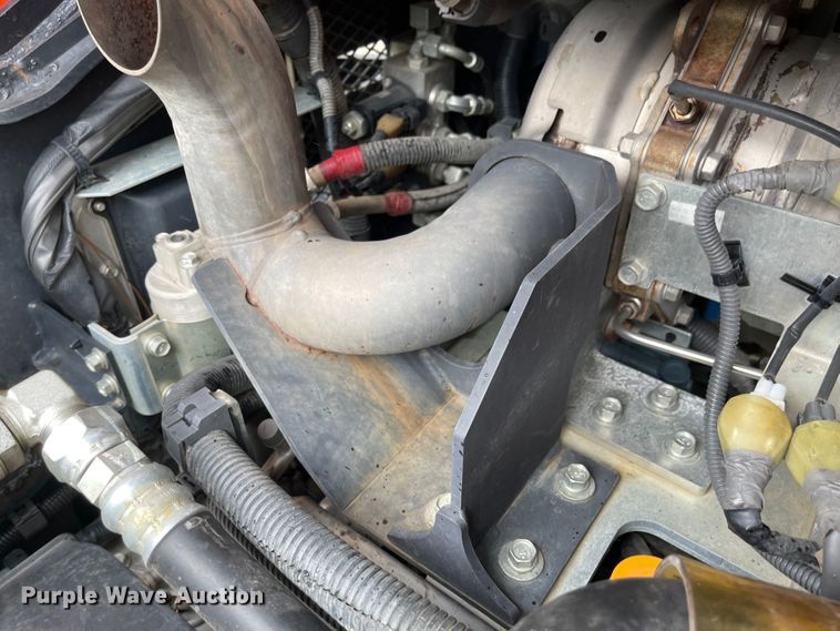 image for item MJ9787 2019 Kubota SVL75-2  tracked skid steer loader