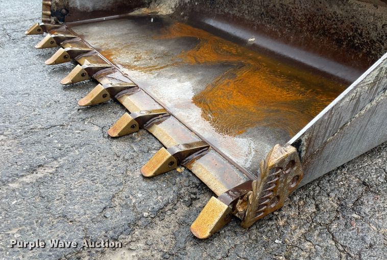 image for item MJ9787 2019 Kubota SVL75-2  tracked skid steer loader