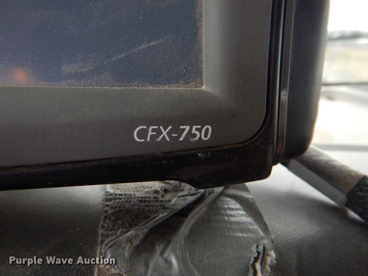 image for item DE7523 1999 Sterling L8513  applicator truck