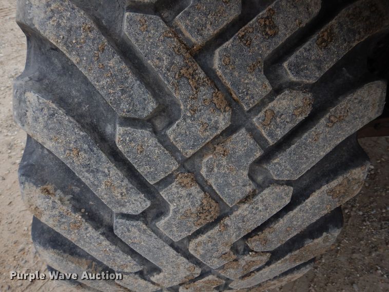 image for item DE7523 1999 Sterling L8513  applicator truck