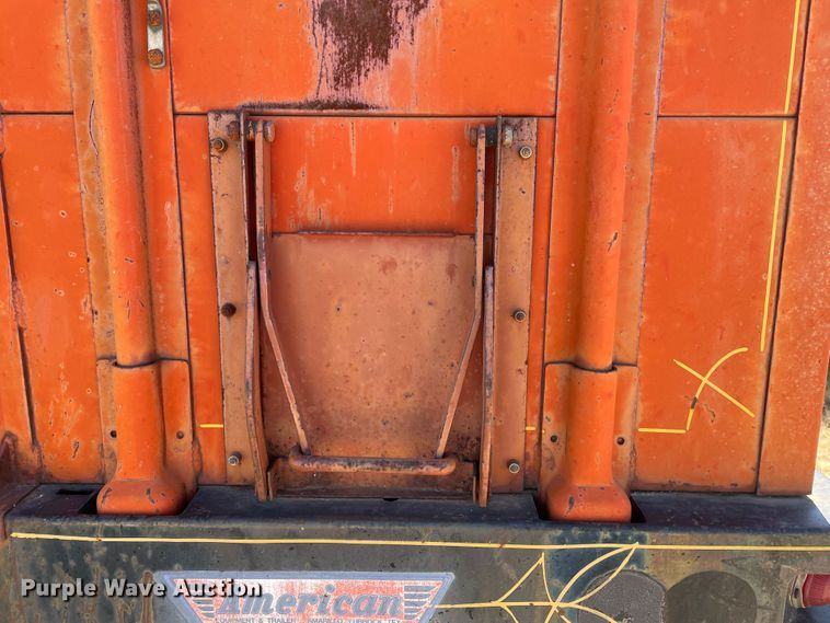 image for item DJ5137 1979 Chevrolet C70  grain truck