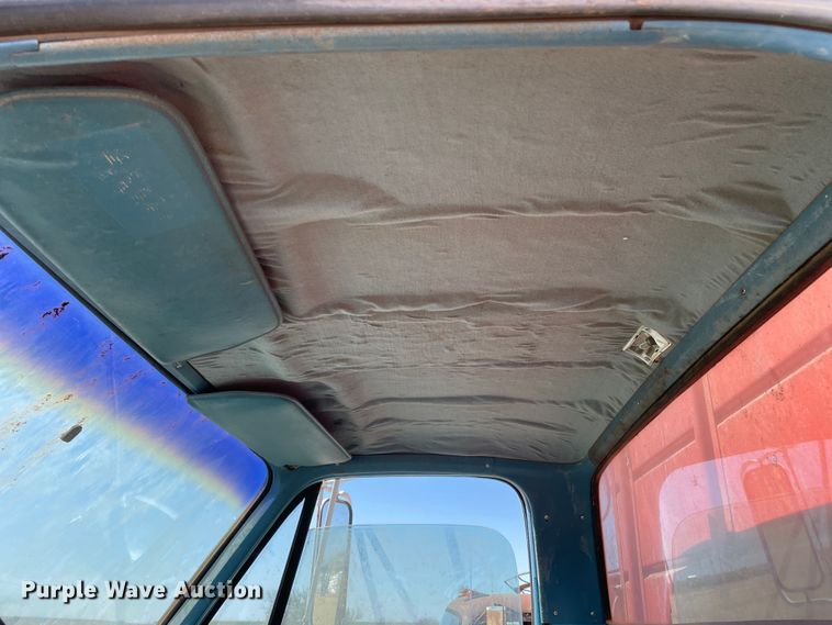 image for item DJ5137 1979 Chevrolet C70  grain truck