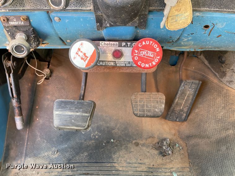 image for item DJ5137 1979 Chevrolet C70  grain truck