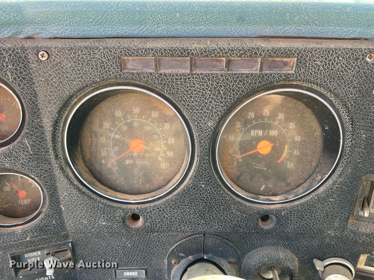 image for item DJ5137 1979 Chevrolet C70  grain truck