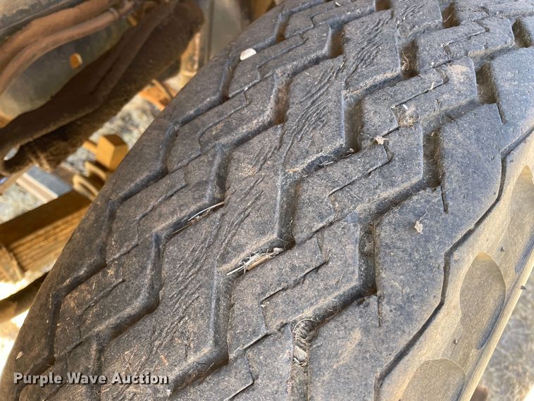 image for item DJ5137 1979 Chevrolet C70  grain truck