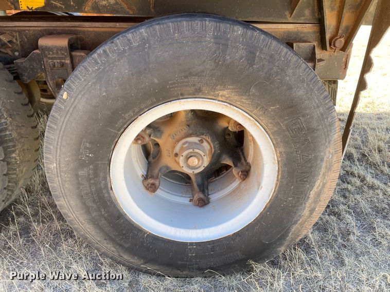 image for item DJ5137 1979 Chevrolet C70  grain truck