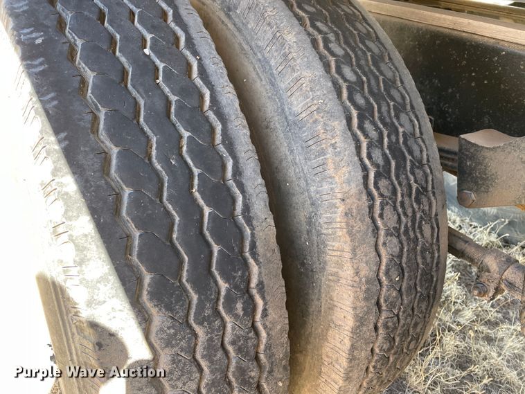 image for item DJ5137 1979 Chevrolet C70  grain truck