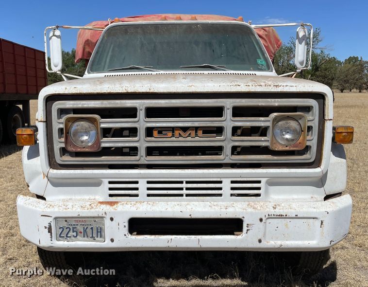 image for item DJ5138 1973 GMC 6000  grain truck