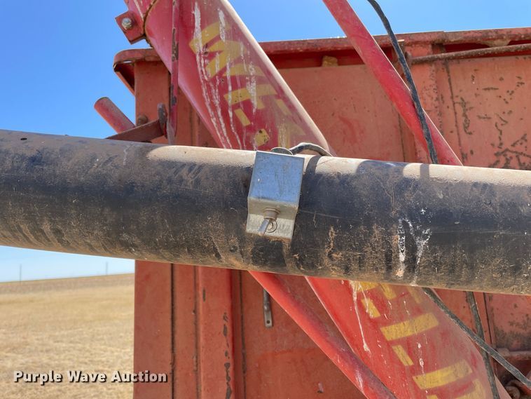 image for item DJ5138 1973 GMC 6000  grain truck