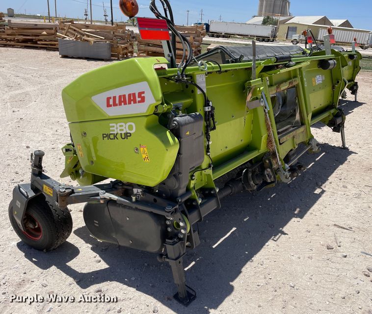image for item DJ5235 2020 Claas 380  pickup head