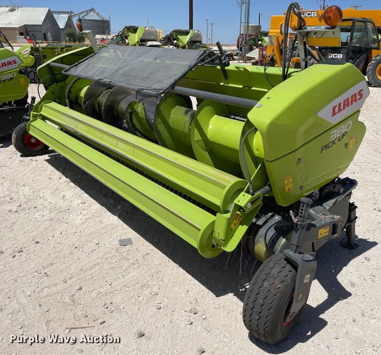 image for item DJ5235 2020 Claas 380  pickup head