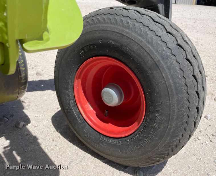 image for item DJ5235 2020 Claas 380  pickup head