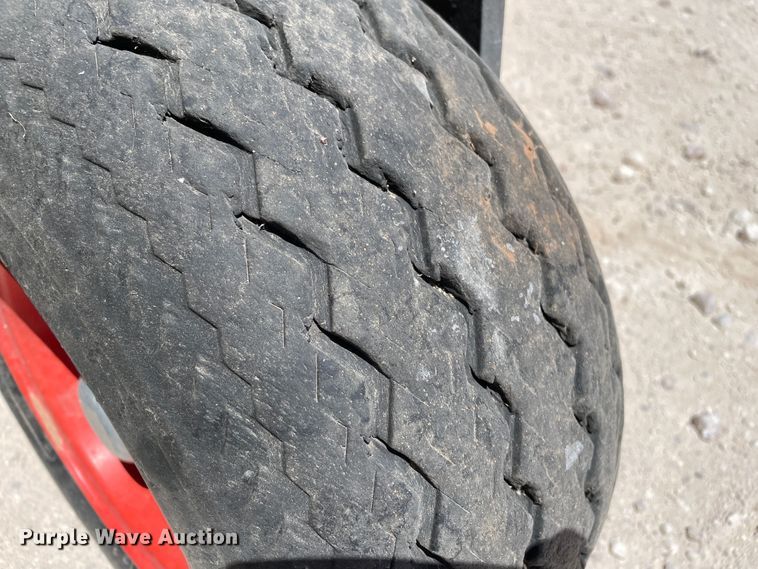 image for item DJ5235 2020 Claas 380  pickup head