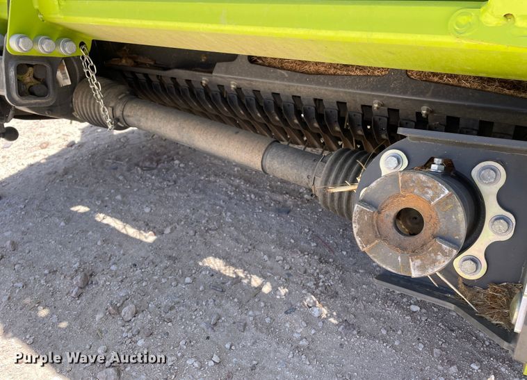 image for item DJ5236 2020 Claas 380  pickup head