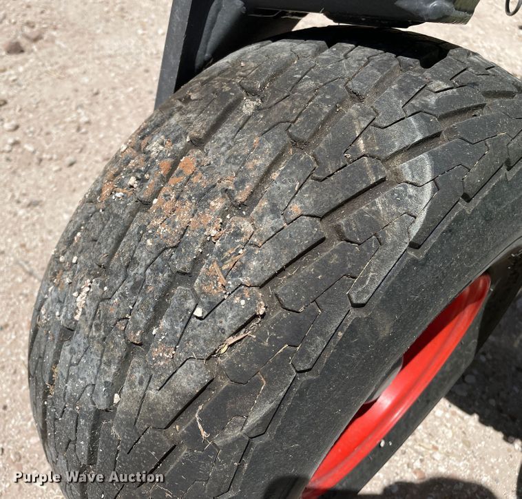 image for item DJ5236 2020 Claas 380  pickup head