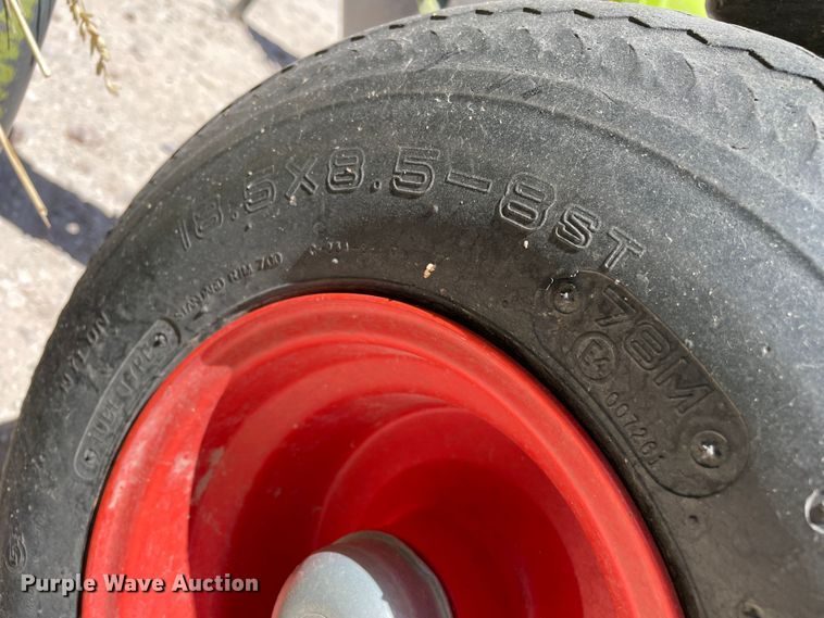 image for item DJ5236 2020 Claas 380  pickup head