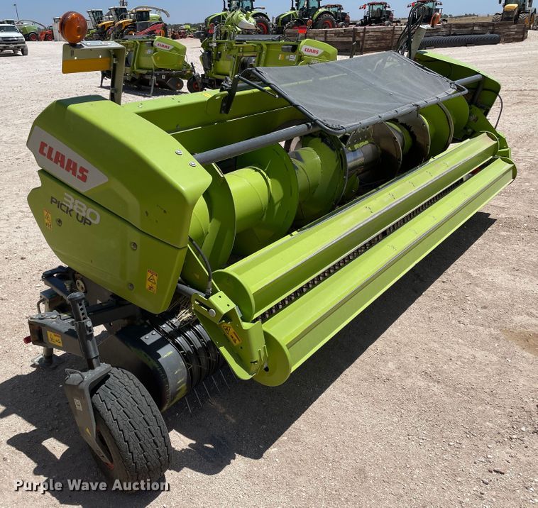 image for item DJ5237 2020 Claas 380  pickup head