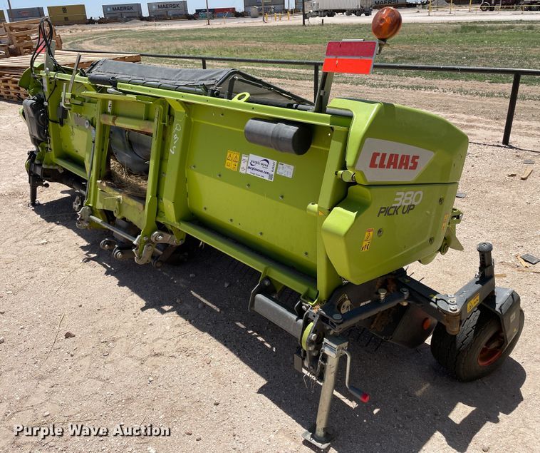 image for item DJ5237 2020 Claas 380  pickup head