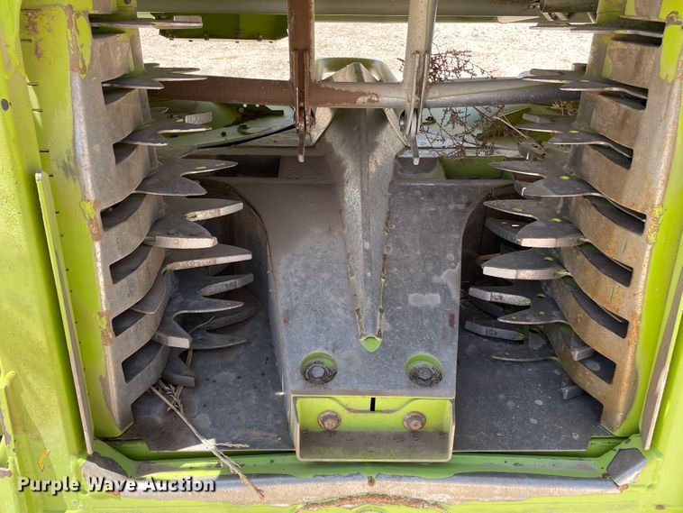 image for item DJ5238 2018 Claas Orbis 750  rotary forage head