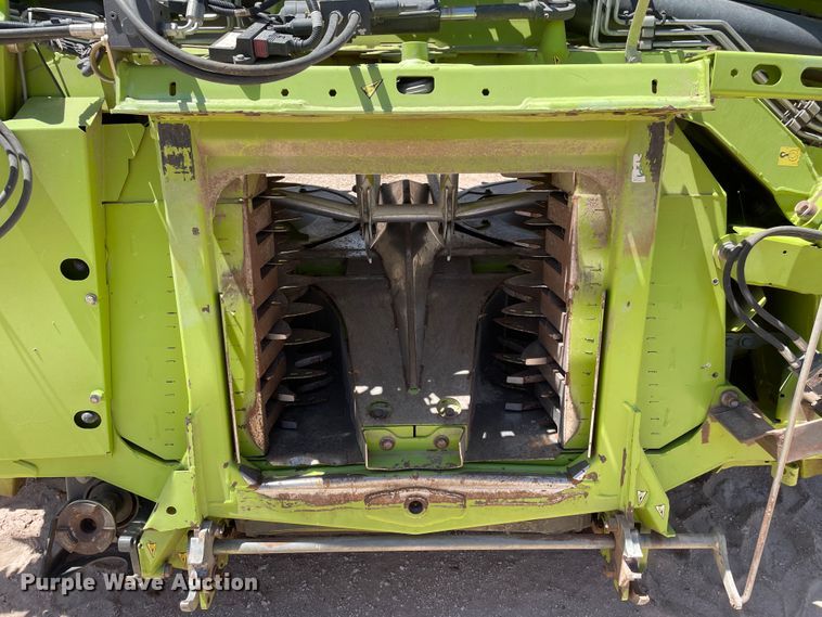 image for item DJ5239 2016 Claas Orbis 900  rotary forage head