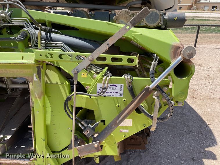 image for item DJ5239 2016 Claas Orbis 900  rotary forage head