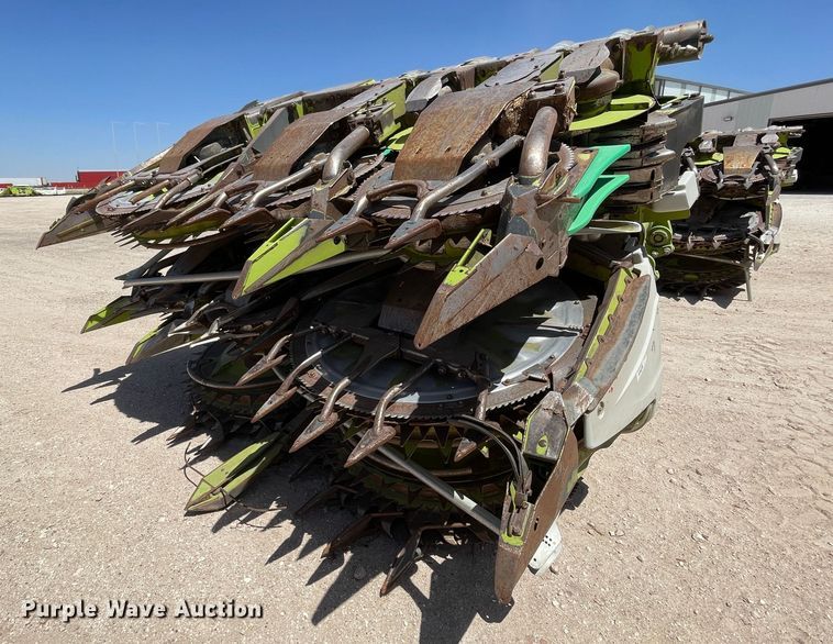 image for item DJ5240 2015 Claas Orbis 900  rotary forage head