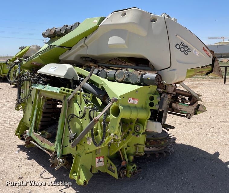 image for item DJ5240 2015 Claas Orbis 900  rotary forage head