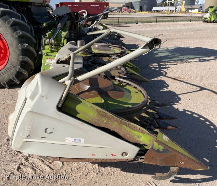 image for item DJ5240 2015 Claas Orbis 900  rotary forage head