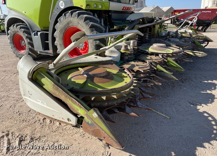 image for item DJ5240 2015 Claas Orbis 900  rotary forage head