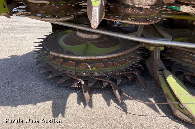 image for item DJ5240 2015 Claas Orbis 900  rotary forage head