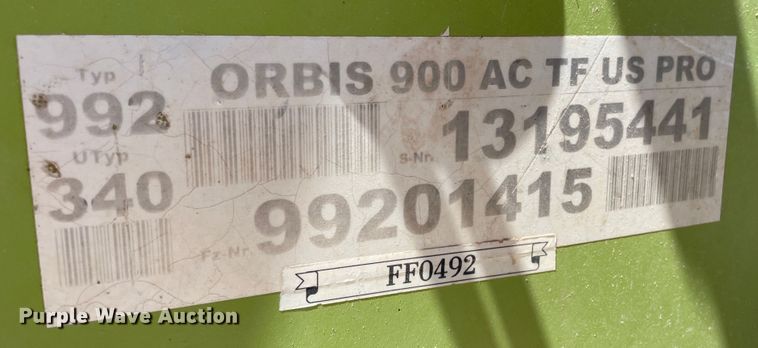 image for item DJ5240 2015 Claas Orbis 900  rotary forage head