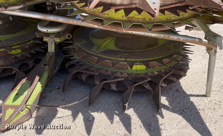 image for item DJ5241 2016 Claas Orbis 900  rotary forage head