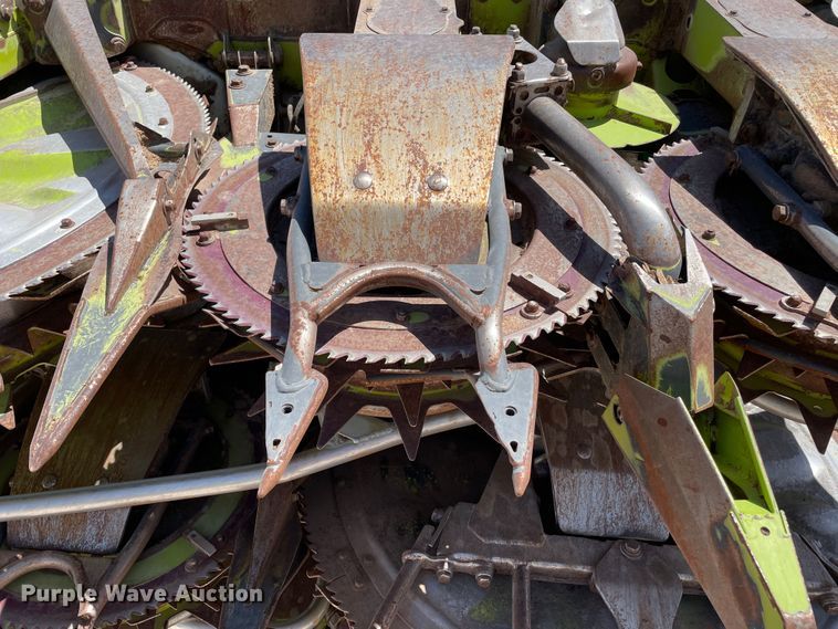 image for item DJ5241 2016 Claas Orbis 900  rotary forage head