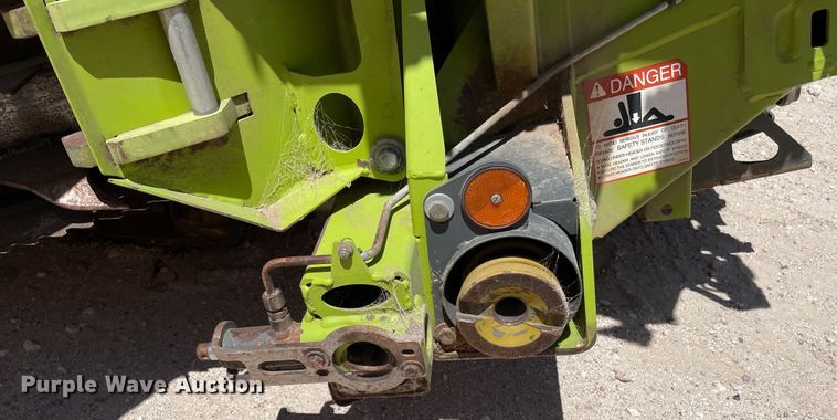 image for item DJ5241 2016 Claas Orbis 900  rotary forage head