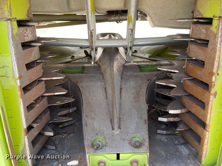 image for item DJ5241 2016 Claas Orbis 900  rotary forage head