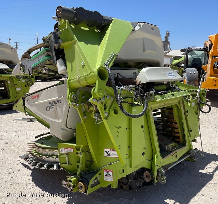 image for item DJ5242 2018 Claas Orbis 750  rotary forage head