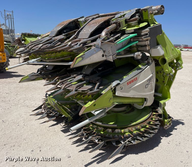 image for item DJ5242 2018 Claas Orbis 750  rotary forage head