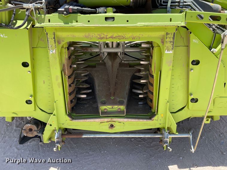 image for item DJ5242 2018 Claas Orbis 750  rotary forage head