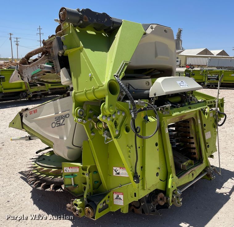 image for item DJ5243 2018 Claas Orbis 750  rotary forage head