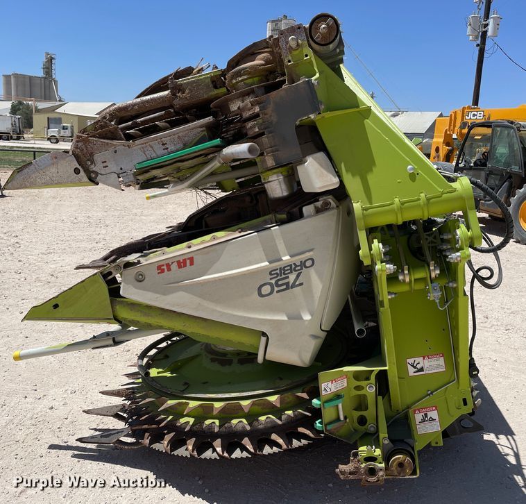 image for item DJ5243 2018 Claas Orbis 750  rotary forage head
