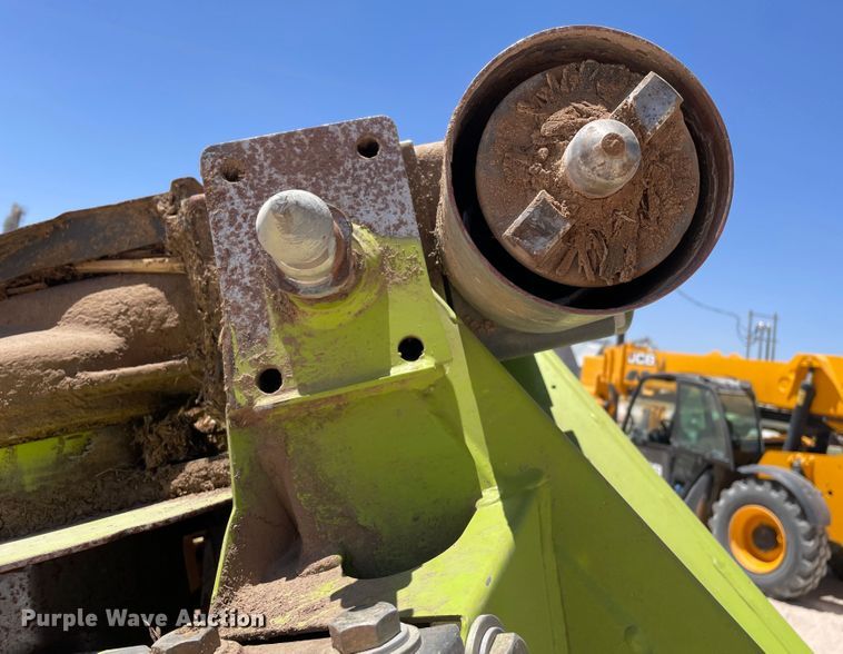 image for item DJ5243 2018 Claas Orbis 750  rotary forage head