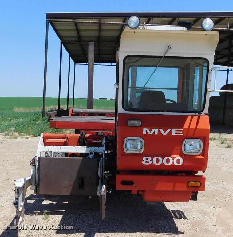 image for item DJ7667 1992 Mountain View Equipment MVE8000  bale stacker