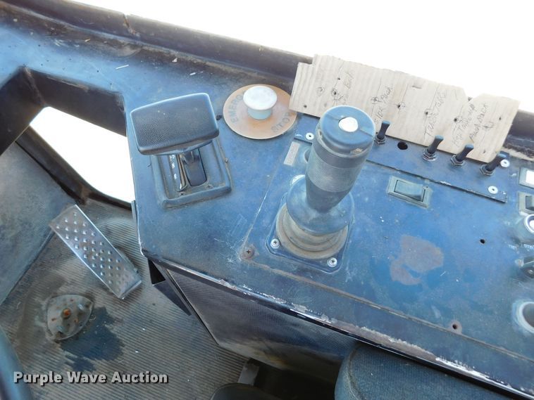 image for item DJ7667 1992 Mountain View Equipment MVE8000  bale stacker